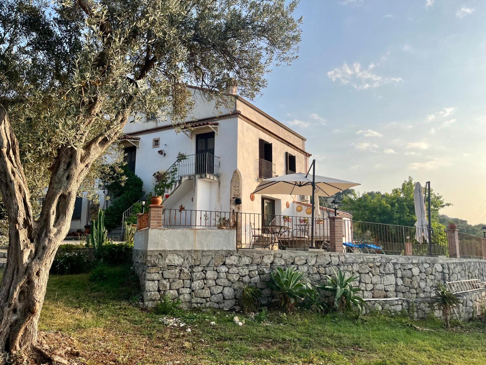 Agriturismo Serre SantʼAgata di Militello Exterior foto