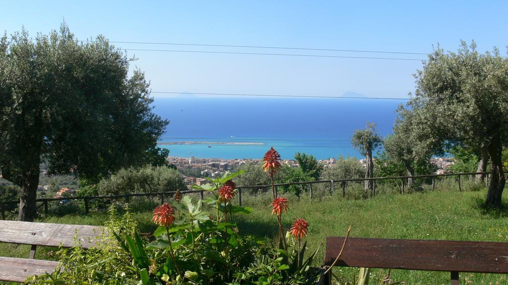 Villa Agriturismo Serre SantʼAgata di Militello Exterior foto